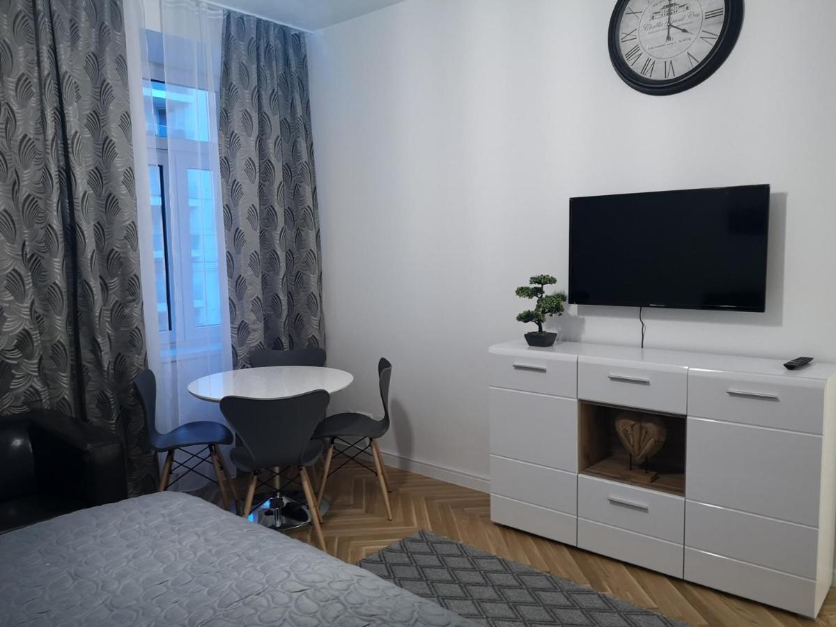 Angelika Apartments Wina Bagian luar foto