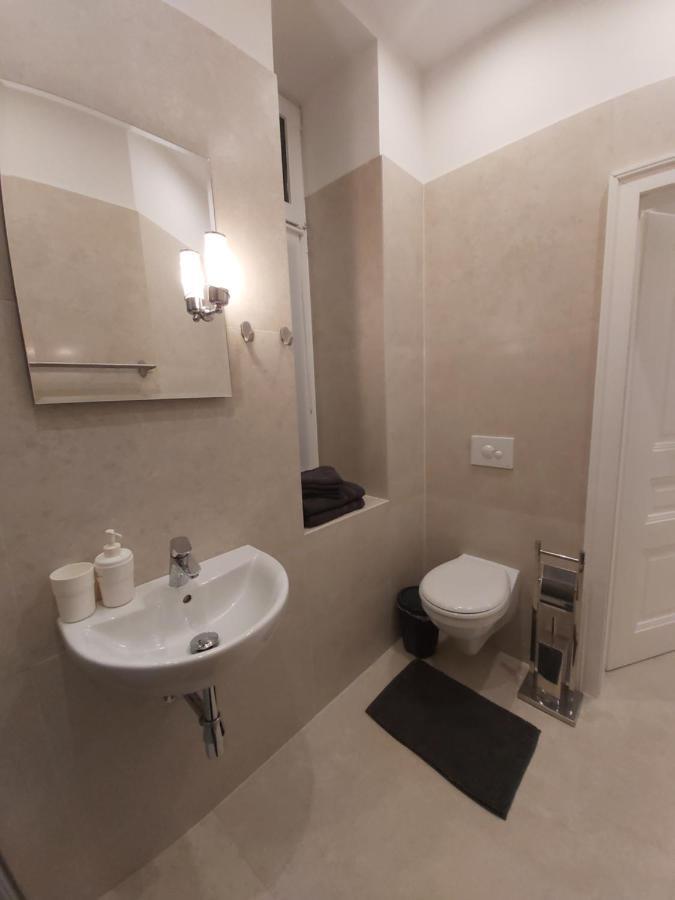 Angelika Apartments Wina Bagian luar foto