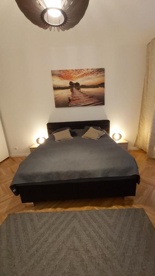 Angelika Apartments Wina Ruang foto
